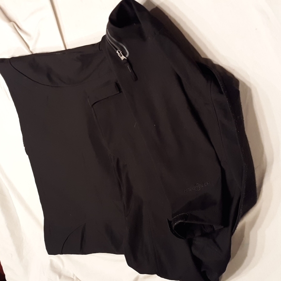 FREE TECH nice jacket - Picture 6 of 6